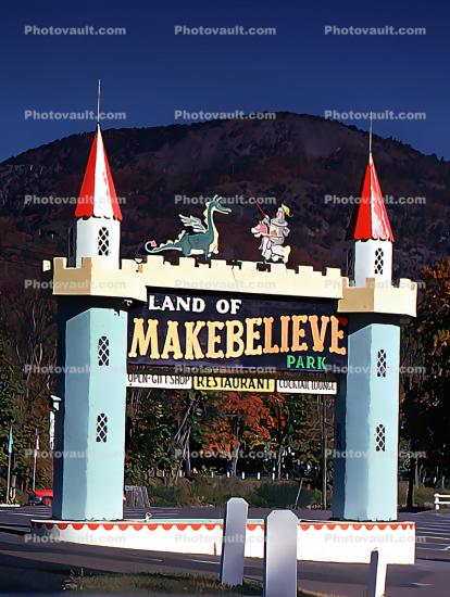 Land of Makebelieve Park, Dragonslayer, Knight in Shining Armor, Dragon, Hope Township, New Jersey, October 1964, 1960s