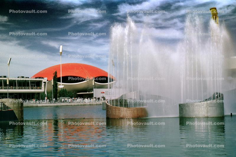 Water Fountain, Traveler's Insurance Pavilion, Building, Red Umbrella Dome, aquatics, New York Worlds Fair, 1964, 1960s, Flying Saucer