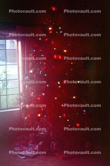 Tree, Decorated, Decorations, presents