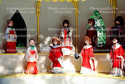 Choir dolls