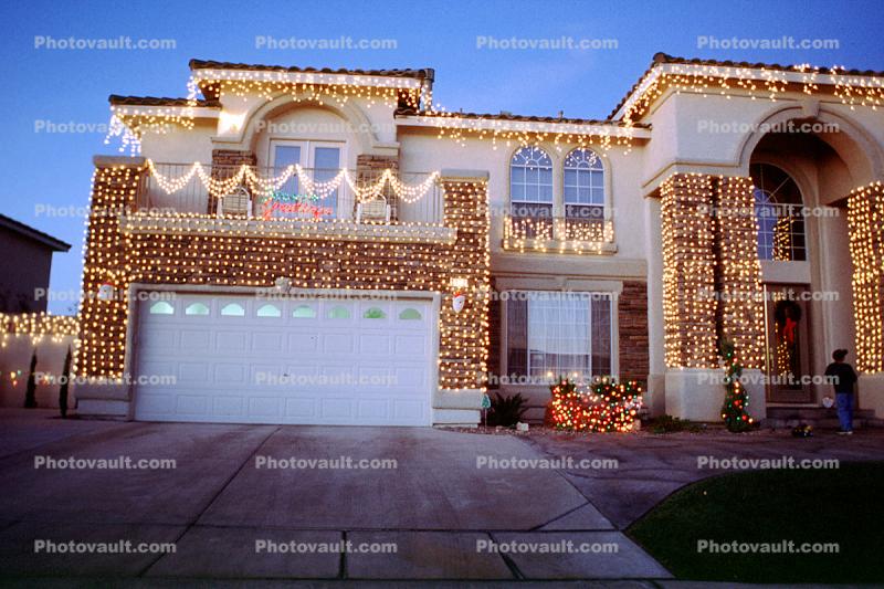 Christmas Lights, garage, house, home, building, Residence, Residential