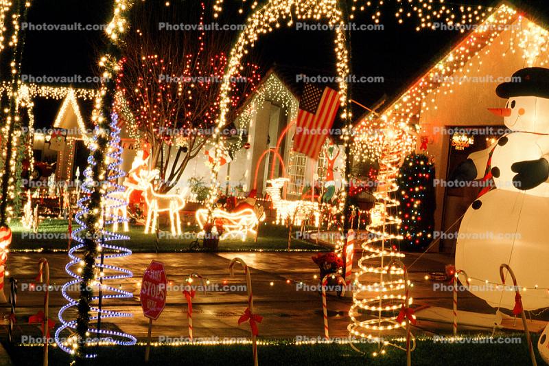reindeer, snowman, storybook scene, Christmas Lights, decoration, frontyard, house, home, spiral, Nipomo
