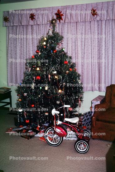 Presents, Decorations, Ornaments, Tree, tricycle, 1968, 1960s, curtains