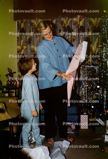 Woman, Son, presents, gifts, 1950s