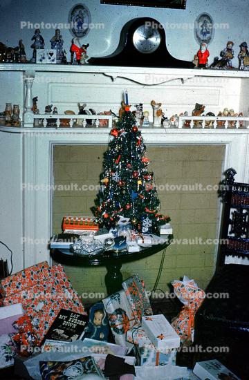 Fireplace, Small Tree, Table, Clock, Mantle, presents, Decorations, Ornaments, 1980s