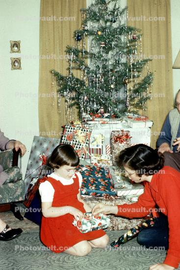 Tree, Presents, Mother, Daughter, Child, Decorations, Ornaments, tinsel, 1960s