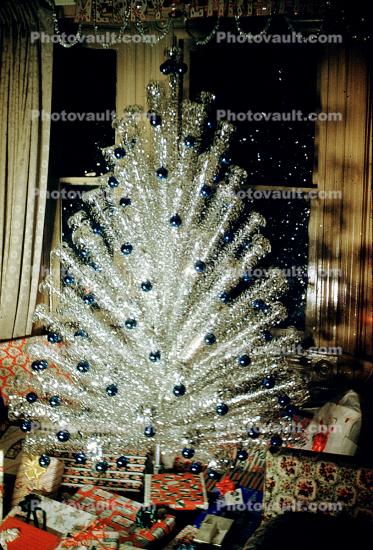 Metal Tree, presents, Decorations, Ornaments, 1950s