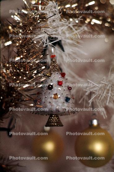 golden balls Tree Ornament
