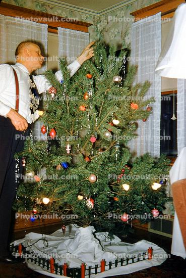 Tree, Decorating, Man, suspenders, ornaments, decorations, male, 1950s