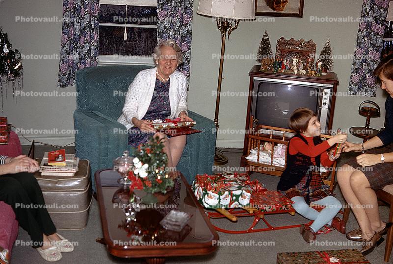 Grandmother, Television, girl, sled, Manger Scene, table, 1950s
