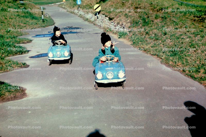 Studebaker Champion, Pedal Car, Cold, Hats, Coat, path, October 1969, 1960s