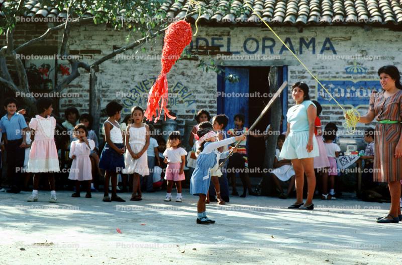 Modelorama, Pi?ata, Pinata, Girl, Elementary School, Yelapa, Mexico