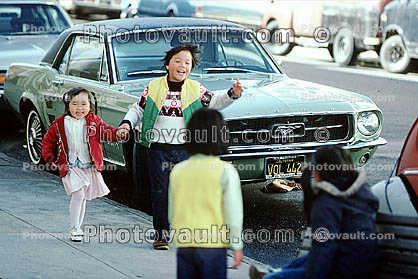 Children running, ford mustang, smiles, smiling, grill
