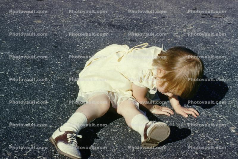 Toddler, Shoes, Girl, Saddle Shoes, slip, dress, April 1960, 1960s