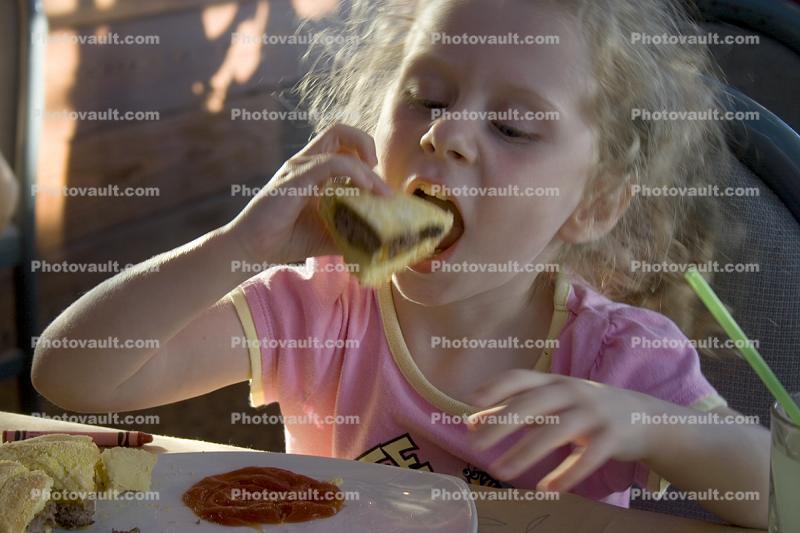 Girl, Eating, Sandwich