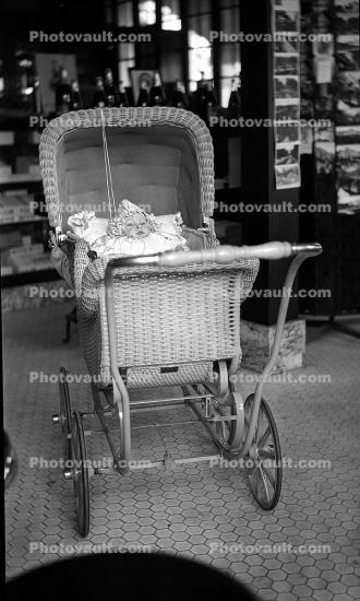 Wicker Carriage, Baby, Babies, 1930's