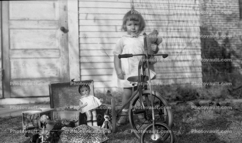 Tricycle, Girl, Dolls, 1950s