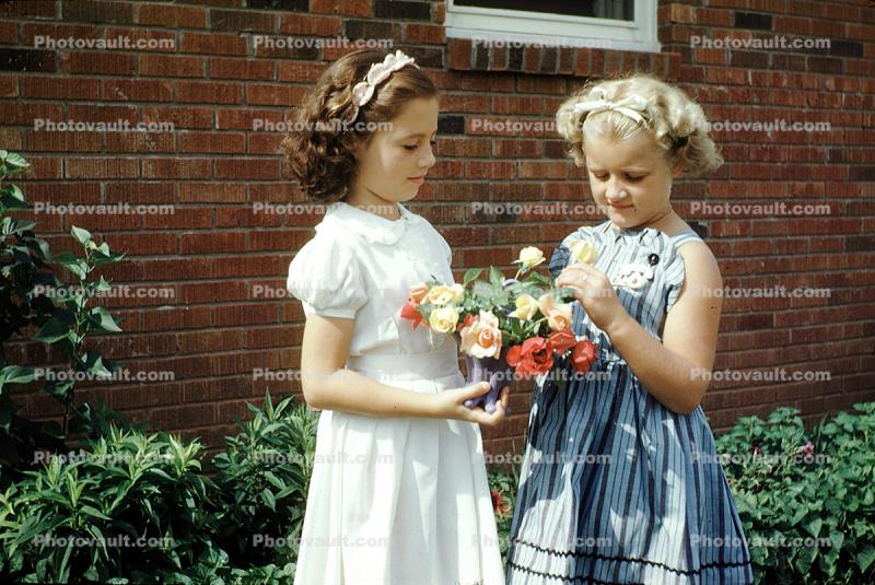 Girls, Flowers, dress, hairdo, 1950s