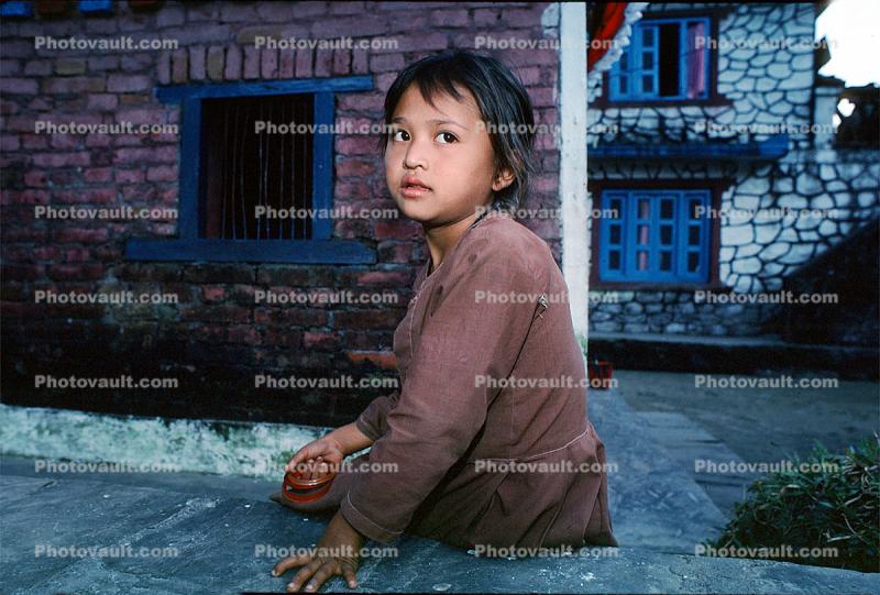 Girl, Himalayan Foothills, Nepal, Araniko Highway, Himalayas, Kodari
