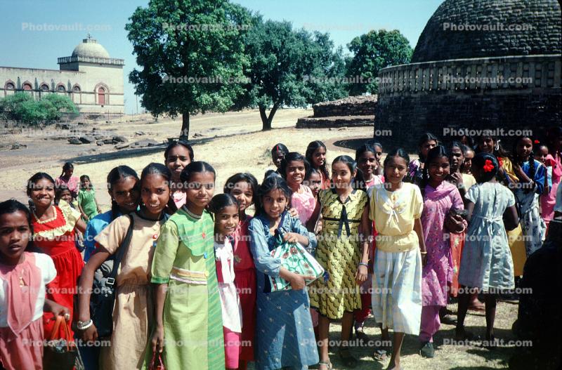 Girls, Tweens, Teens, Temple, India