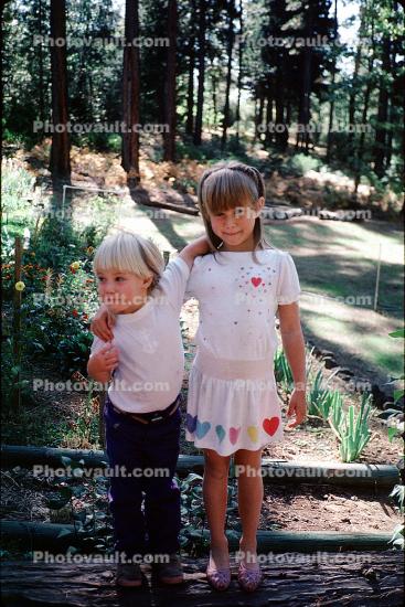 Girls, Friends, Forest, dress, cute, funny, 1960s