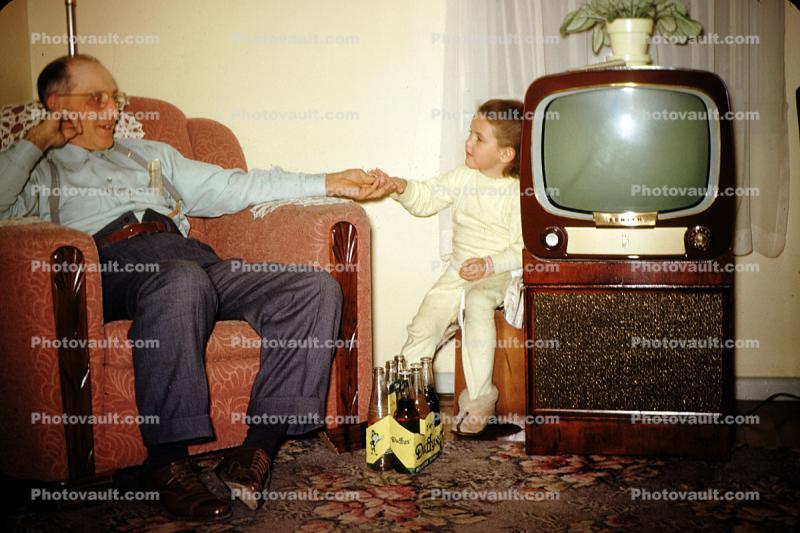 Vicky Holds Grandpas hand, pajama, Television, 1950s