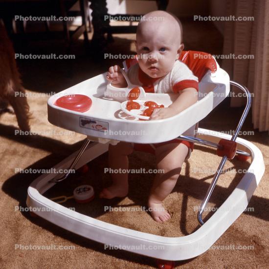 baby feeding, food, hungry, barefoot, Walker, 1960s