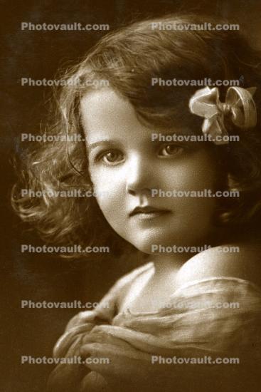 Cute Girl, Flowers, face, tween 1910's, RPPC