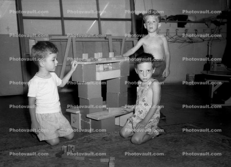 Boys playing with blocks, construction, 1950s