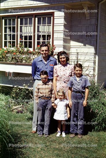 Family, Mother, Father, Dad, Mom, Child, Children, 1942, 1940s