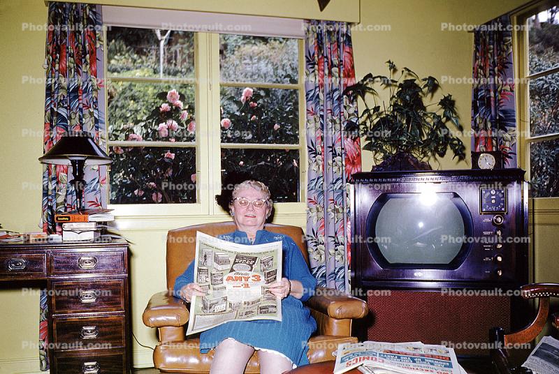 reading the newspaper, TV, Television, 1950s
