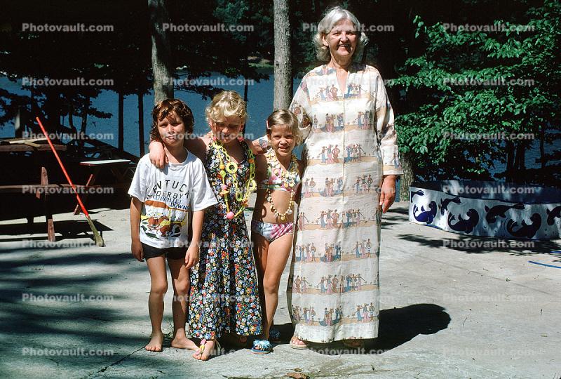 Girls, Woman, mom, Costume, Necklace, swimsuit, smiles, mumu, August 1976, 1970s