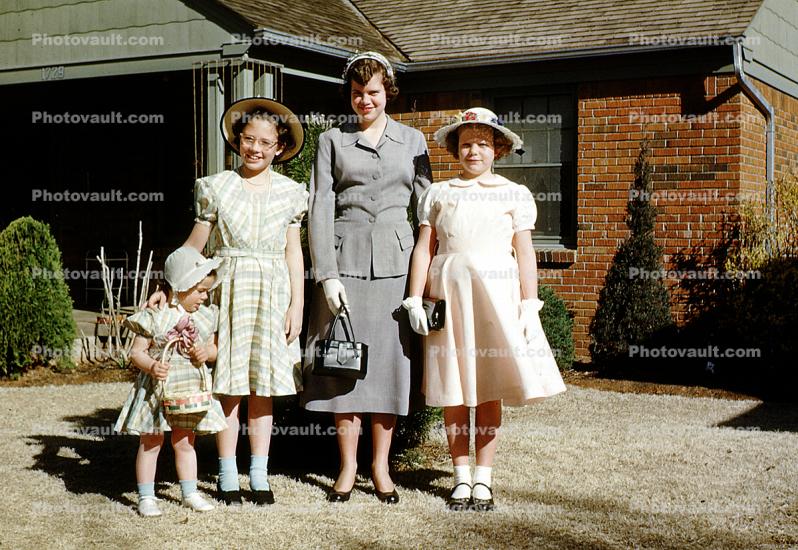 Woman, Mother, Daughters, baskets, purse, dress, hats, 1950s