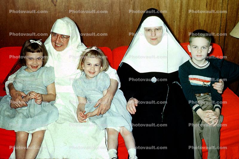 Nun, 1940s