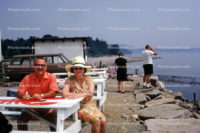 Lobster Feed, Woman, Hat, Man, bench