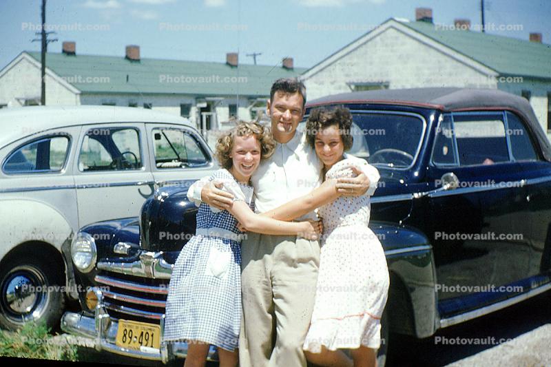 Women, car, automobile, 1940s