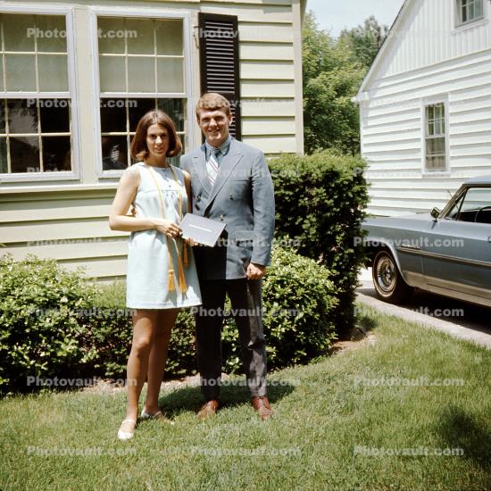 Couple, Woman, Man, car, house, home, 1970s