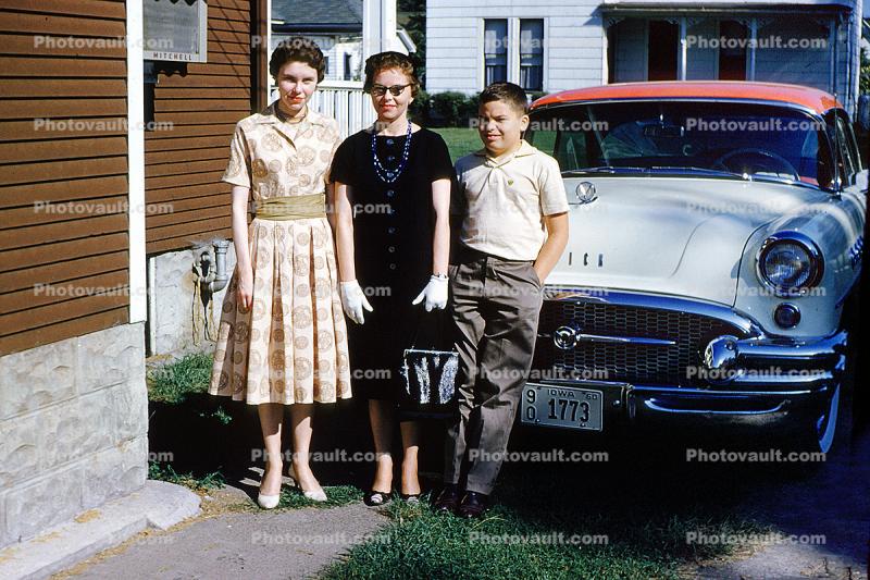 1955 Buick Special, Dagmar Bumps, September 1960