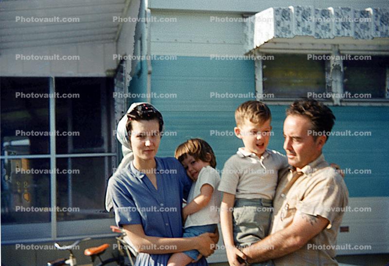 Gerald Smyth Family, July 1964