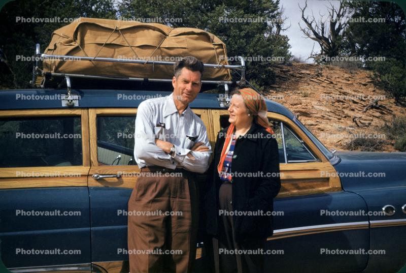 Carrington, Husband and Wife, Woody Car, Oldsmobile, 1940s