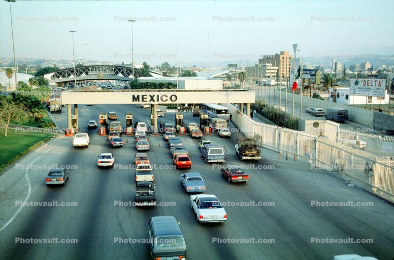 Border Crossing Station, cars, vehicles, Mexico