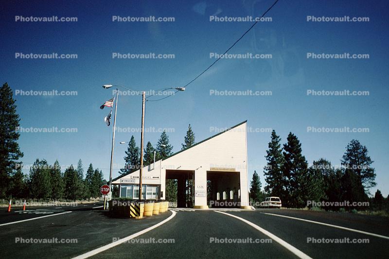 Interstate Highway I-80, California Border, drive-through, snow shed, building