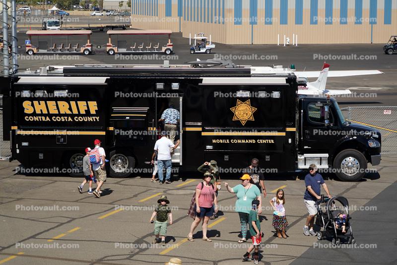 Mobile Command Center, Contra Costa County Sheriff, Freightliner