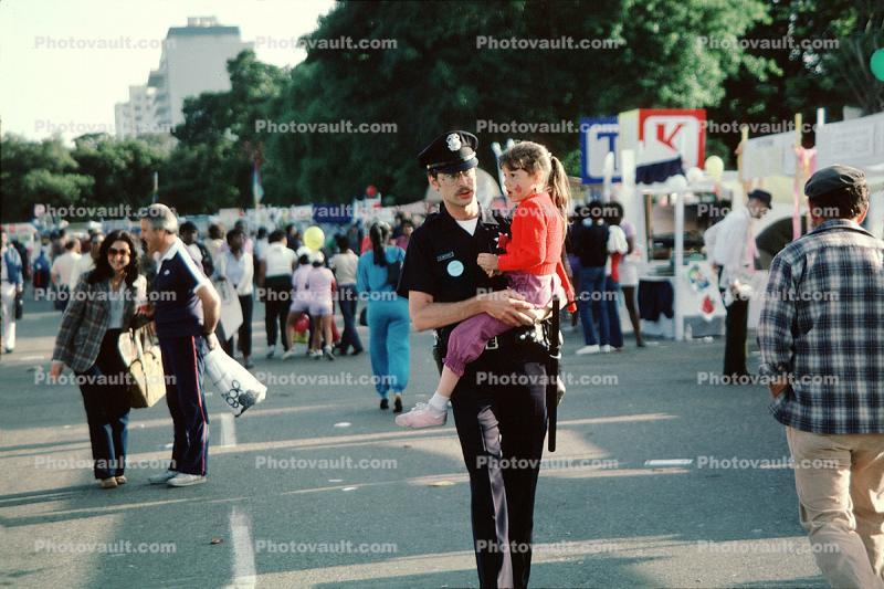 Crying Child Lost, Girl, Police Man