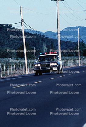 squad car on highway, Silverado Trail, Napa Valley, CHP, California Highway Patrol