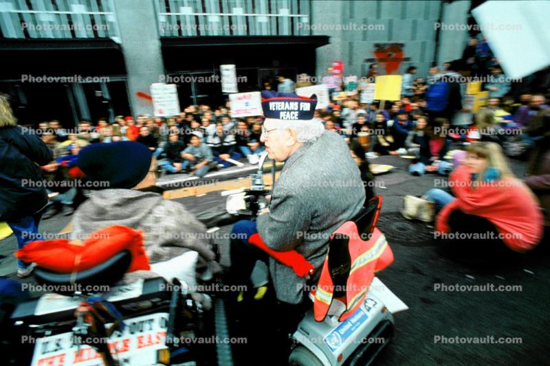 Veterans for Peace, wheelchairs, Anti-war protest, First Iraq War, January 15 1991