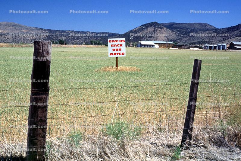 Climate Change Oregon water wars, Fields