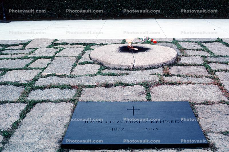 John Fitzgerald Kennedy, Eternal Flame, Arlington National Cemetery