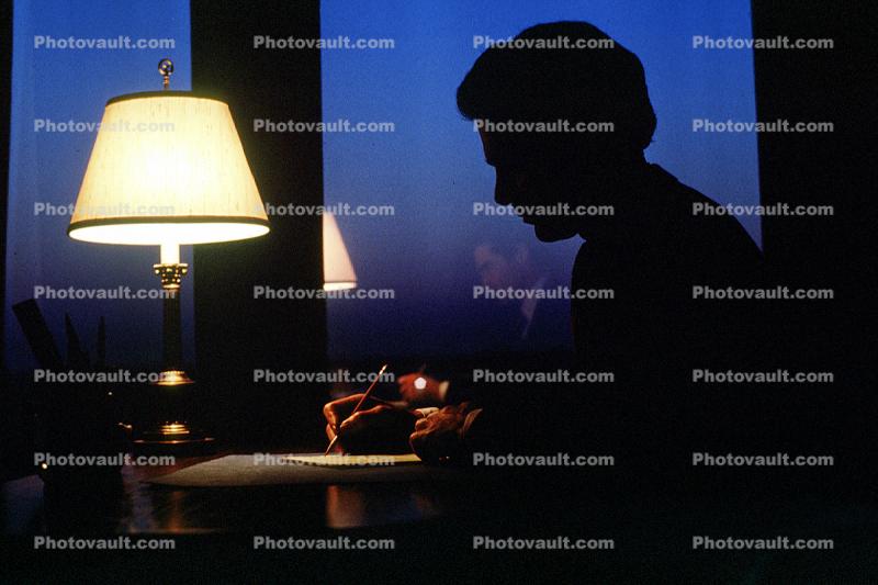 Staying late at the Office, desk, lamp, lampshade, evening, businessman, 1980s