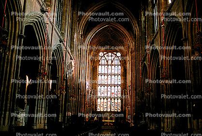 Stained Glass Window, Bath England, aisle, Bath Abbey, Abbey Church of Saint Peter and Saint Paul, Anglican parish church, Bath, Somerset, England